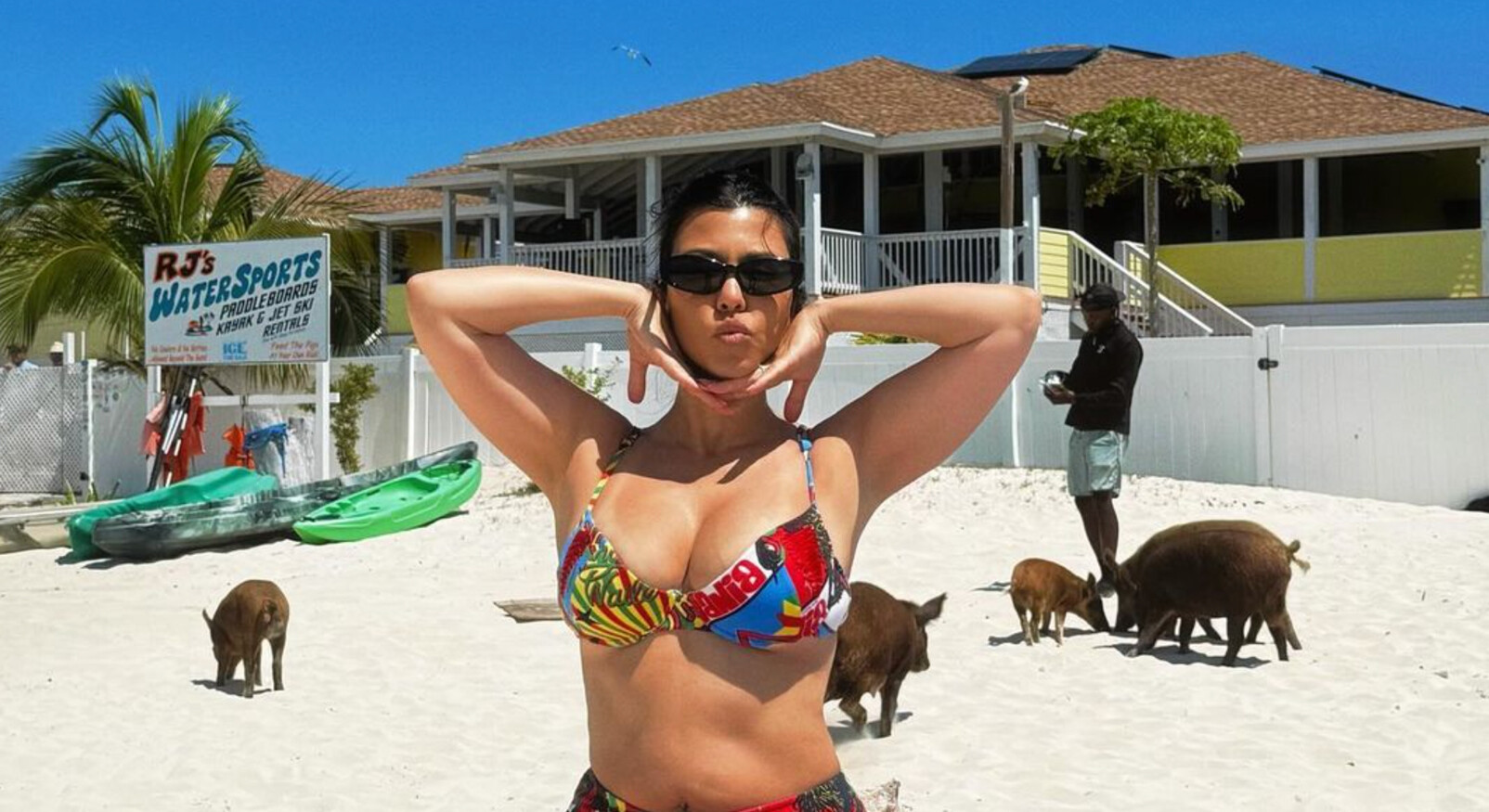 kourtneykardash op het strand bikini zomer