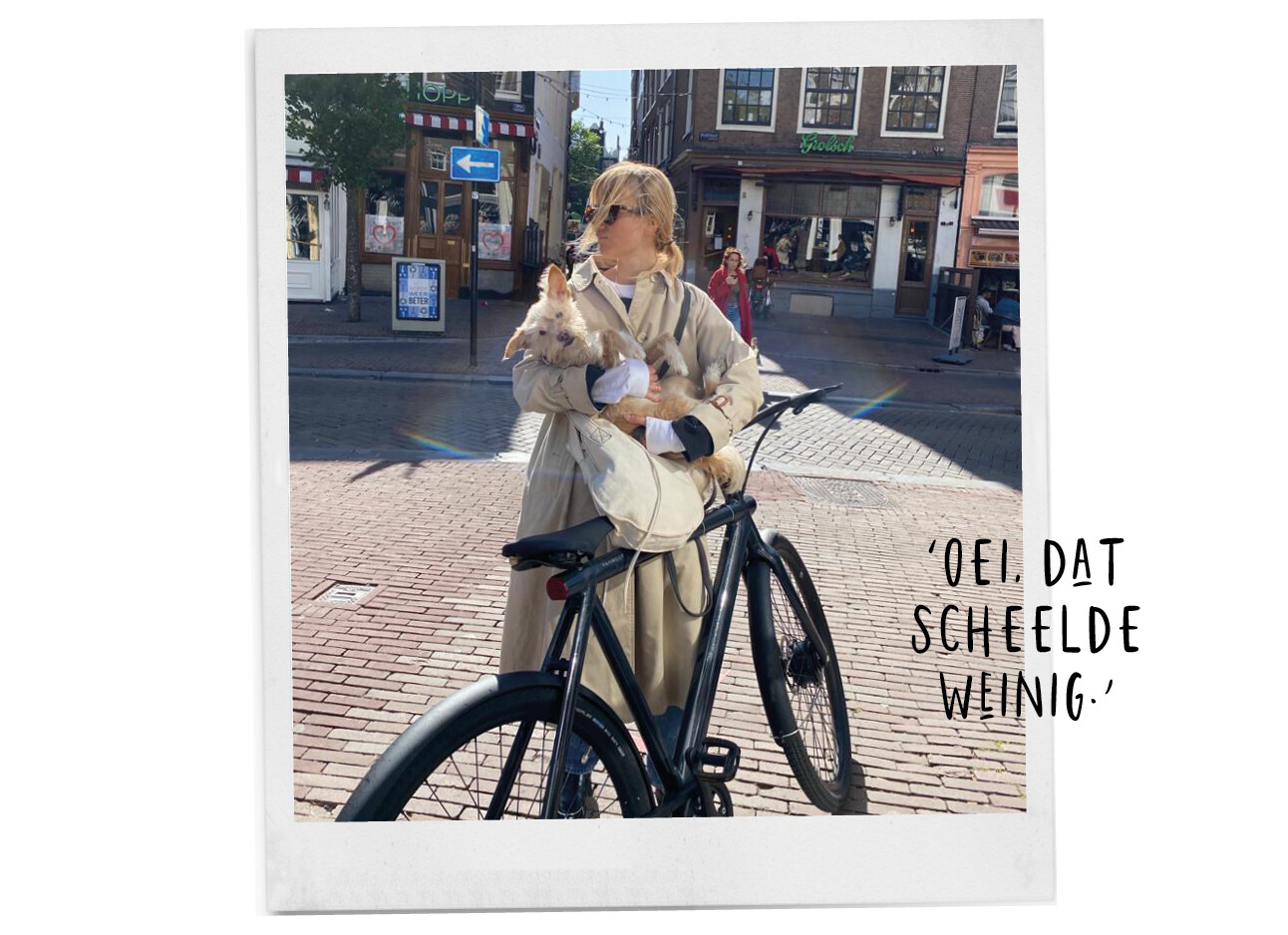 Ella op de fiets in Amsterdam