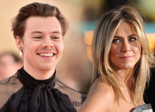 Huh: Zijn Harry Styles en Jennifer Aniston aan het flirten?