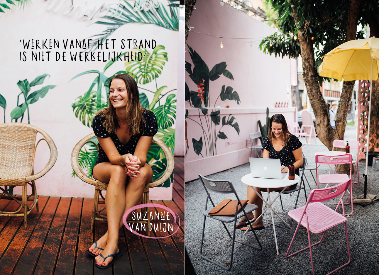 Suzanne van duijn lachend met blote benen in een leuke restaurantje aan het werk in het buitenland